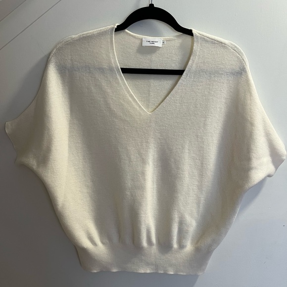 The Reset R Label Wool Pullover - Picture 1 of 4